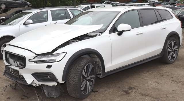 Volvo V60 / V60 CC 2018-->> (Type II) , Motorkode: D 4204 T14, Girkassekode: 