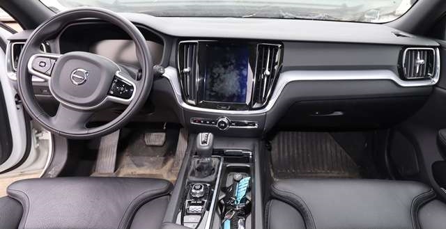 Volvo V60 / V60 CC 2018-->> (Type II) , Motorkode: D 4204 T14, Girkassekode: 