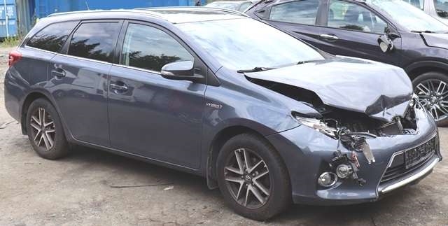 Toyota Auris 2013-2015 (Type II, Fase 1) , Motorkode: 2ZR-FXE, Girkassekode: 