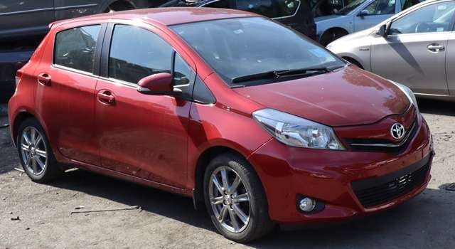 Toyota Yaris 2012-2014 (Type III, Fase 1) , Motorkode: 1NR-FE, Girkassekode: 