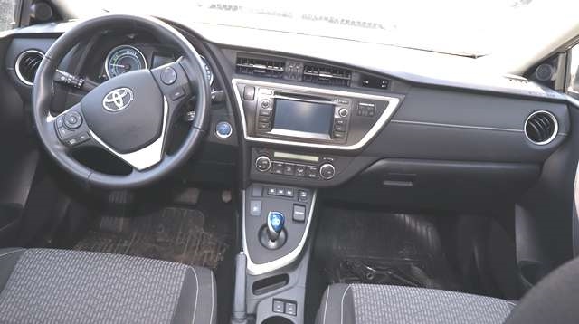 Toyota Auris 2013-2015 (Type II, Fase 1) , Motorkode: 2ZR-FXE, Girkassekode: P410