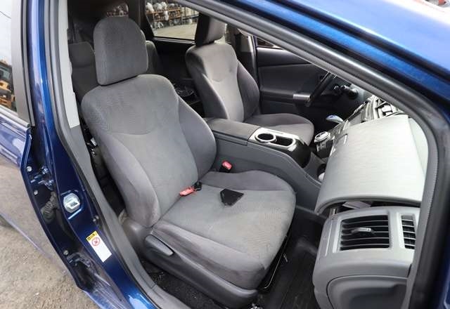 Toyota Prius +7 2012-2020 (Type III) (stasjonsvogn) (stasjonsvogn), Motorkode: 2ZR-FXE, Girkassekode: 