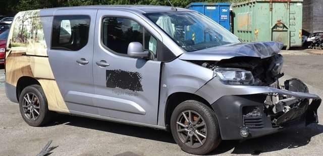Citroën Berlingo 2019-->> (Type III) , Motorkode: YHZ, Girkassekode: 