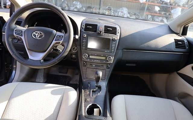 Toyota Avensis 2009-2015 (Type III, Fase 1) , Motorkode: 2ZR-FAE, Girkassekode: 