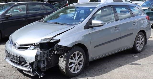 Toyota Auris 2013-2015 (Type II, Fase 1) , Motorkode: 1NR-FE, Girkassekode: 