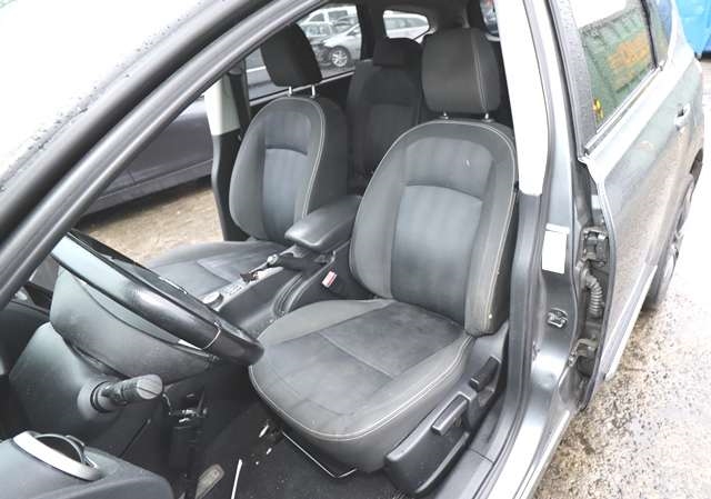 Nissan Qashqai 2010-2014 (Type I, Fase 2) , Motorkode: R9M, Girkassekode: 