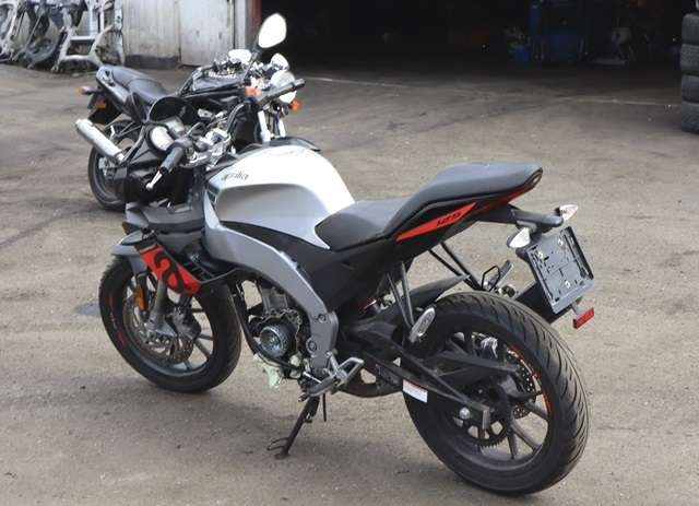 MC Aprilia Tuono 125 0-->> , Motorkode: , Girkassekode: 