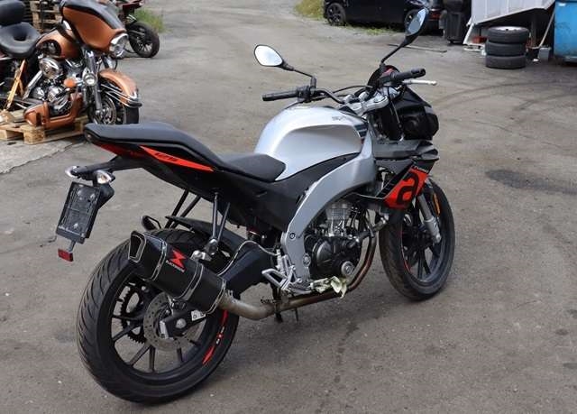 MC Aprilia Tuono 125 0-->> , Motorkode: , Girkassekode: 