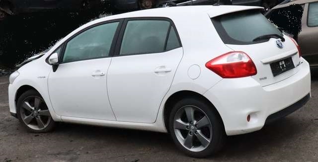 Toyota Auris 2010-2012 (Type I, Fase 2) , Motorkode: 2ZR-FXE, Girkassekode: 