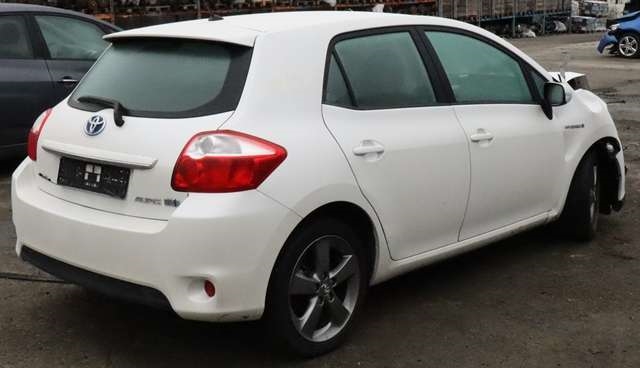 Toyota Auris 2010-2012 (Type I, Fase 2) , Motorkode: 2ZR-FXE, Girkassekode: 