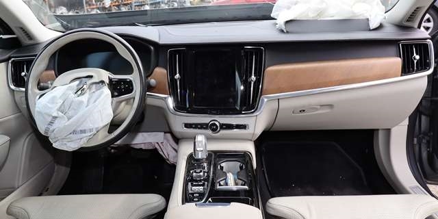 Volvo V90 / V90 CC / S90 2016-->> , Motorkode: B 4204 T35, Girkassekode: 