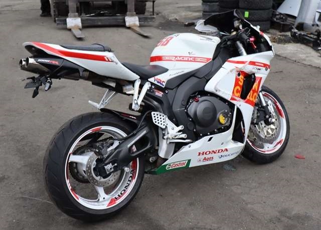 MC Honda CBR1000RR 2006-2007 , Motorkode: , Girkassekode: 
