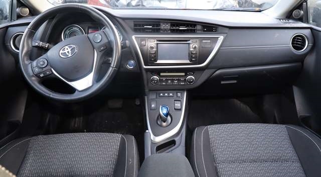 Toyota Auris 2013-2015 (Type II, Fase 1) , Motorkode: 2ZR-FXE, Girkassekode: P410