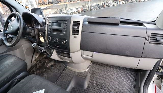 Mercedes Sprinter 2013-2018 (Fase 2) (906) (906), Motorkode: OM651.955, Girkassekode: 