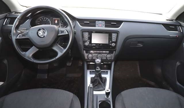 Škoda Octavia 2013-2016 (Type III, Fase 1) , Motorkode: CLHA, Girkassekode: MRV
