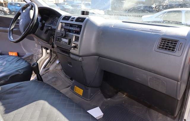 Toyota Hiace 2007-2012 (Fase 3) , Motorkode: 2KD-FTV, Girkassekode: 
