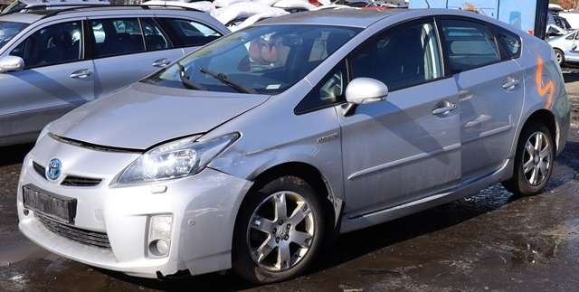 Toyota Prius 2009-2016 (Type III) (COMBI) (COMBI), Motorkode: 2ZR-FXE, Girkassekode: 