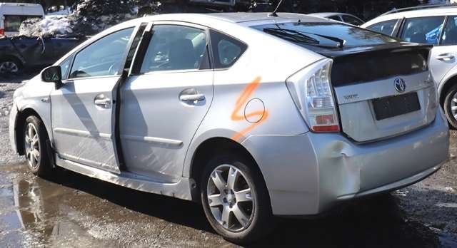 Toyota Prius 2009-2016 (Type III) (COMBI) (COMBI), Motorkode: 2ZR-FXE, Girkassekode: 