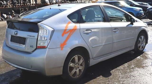 Toyota Prius 2009-2016 (Type III) (COMBI) (COMBI), Motorkode: 2ZR-FXE, Girkassekode: 