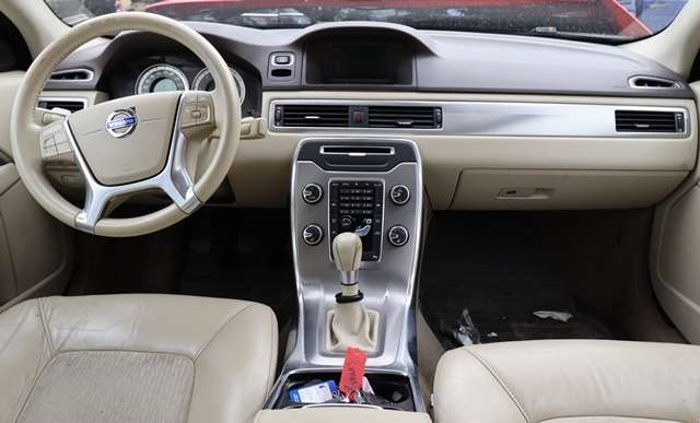 Volvo V70 2007-2013 (Type III, Fase 1) , Motorkode: D 4162 T, Girkassekode: 