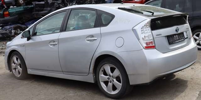 Toyota Prius 2009-2016 (Type III) (COMBI) (COMBI), Motorkode: 2ZR-FXE, Girkassekode: 