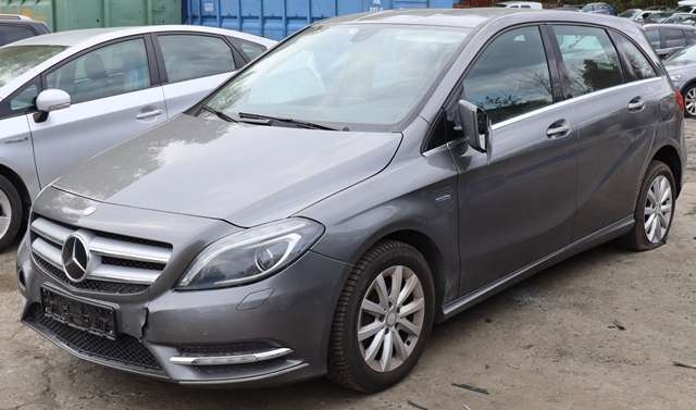 Mercedes B-Klasse 2011-2018 (W246) (W246), Motorkode: M270.910, Girkassekode: 