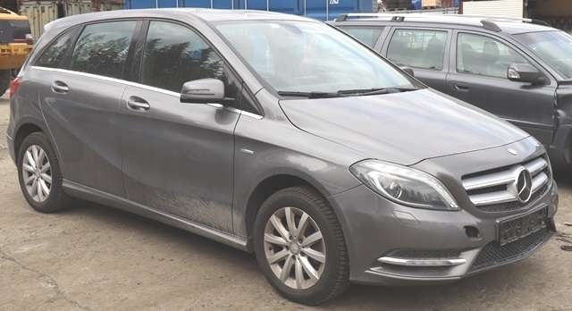 Mercedes B-Klasse 2011-2018 (W246) (W246), Motorkode: M270.910, Girkassekode: 
