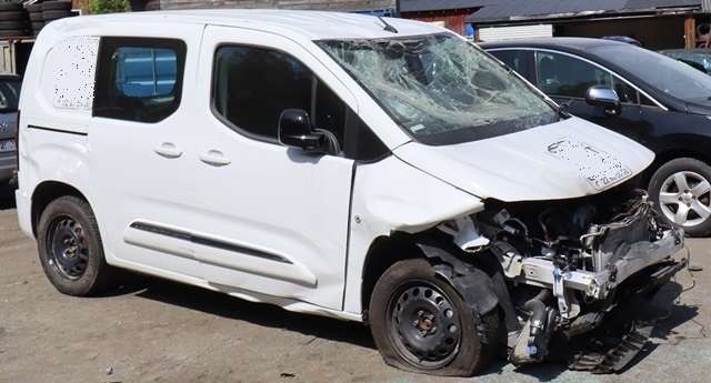 Toyota Proace City 2020-->> , Motorkode: DV5RC, Girkassekode: 