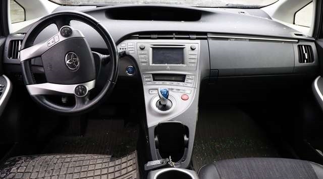 Toyota Prius 2009-2016 (Type III) (COMBI) (COMBI), Motorkode: 2ZR-FXE, Girkassekode: 