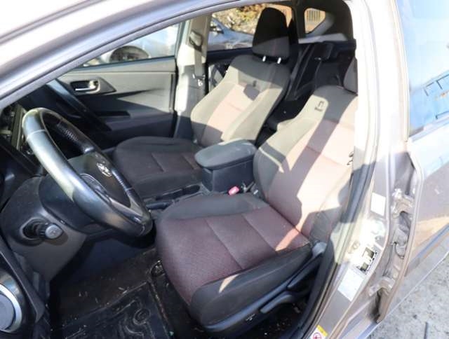 Toyota Auris 2013-2015 (Type II, Fase 1) , Motorkode: 1NR-FE, Girkassekode: 