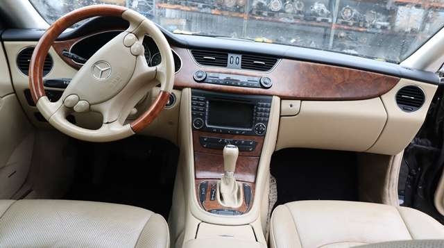 Mercedes CLS 2004-2010 (C219) (C219), Motorkode: M272.985, Girkassekode: 