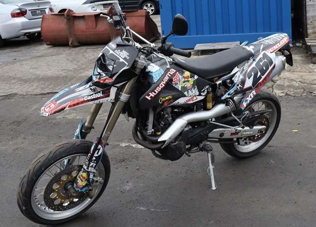 MC Husqvarna SM 610 0-->> , Motorkode: , Girkassekode: 
