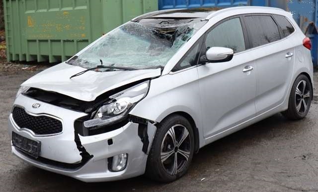 Kia Carens 2013-2018 Type III , Motorkode: D4FD, Girkassekode: 