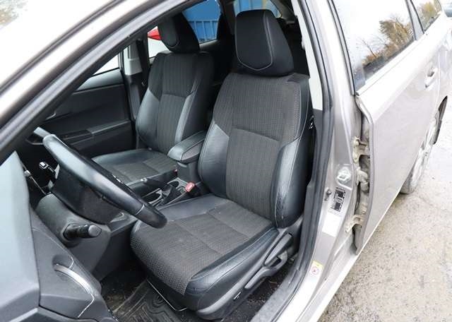 Toyota Auris 2013-2015 (Type II, Fase 1) , Motorkode: 2ZR-FXE, Girkassekode: 