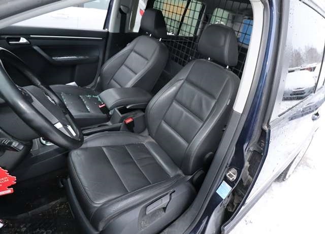 VW Touran 2010-2015 (Type I, Fase 3) , Motorkode: CFJA, Girkassekode: NLN