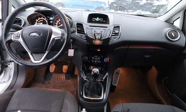 Ford Fiesta 2013-2017 (Type VI, Fase 2) delebil , Motorkode: SFJC, Girkassekode: