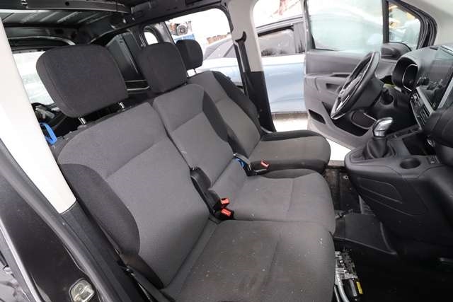 Opel Combo E 2019-->> , Motorkode: D15DT, Girkassekode: 