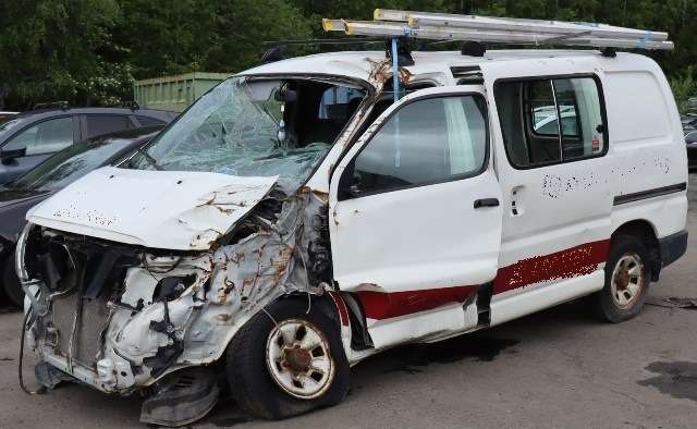 Toyota Hiace 2007-2012 (Fase 3) delebil , Motorkode: 2KD-FTV, Girkassekode: