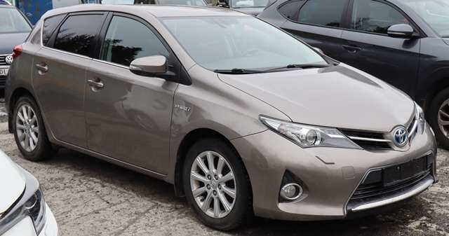 Toyota Auris 2013-2015 (Type II, Fase 1) , Motorkode: 2ZR-FXE, Girkassekode: P410