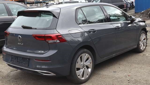VW Golf VIII 2020-->> , Motorkode: DFYA, Girkassekode: UUF