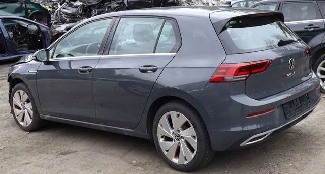 VW Golf VIII 2020-->> , Motorkode: DFYA, Girkassekode: UUF