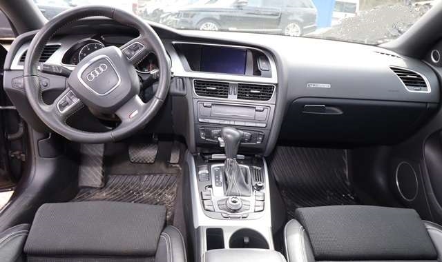 Audi A5 2007-2016 (Type I) , Motorkode: CDNC, Girkassekode: LZL