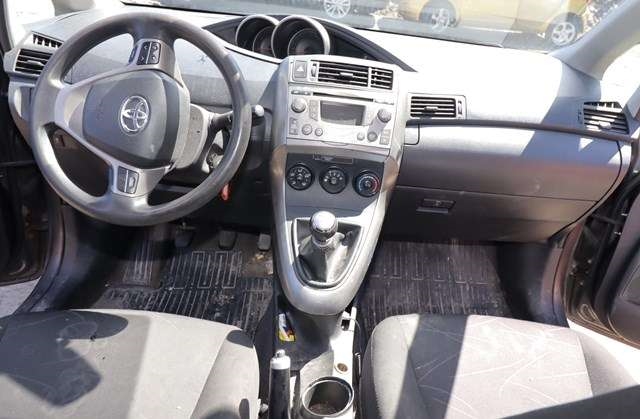 Toyota Verso 2009-2016 (Type III) , Motorkode: 1AD-FTV, Girkassekode: 