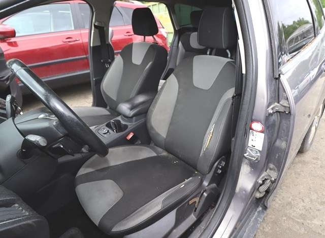 Ford Focus 2011-2014 (Type III, Fase 1) , Motorkode: T1DB, Girkassekode: 