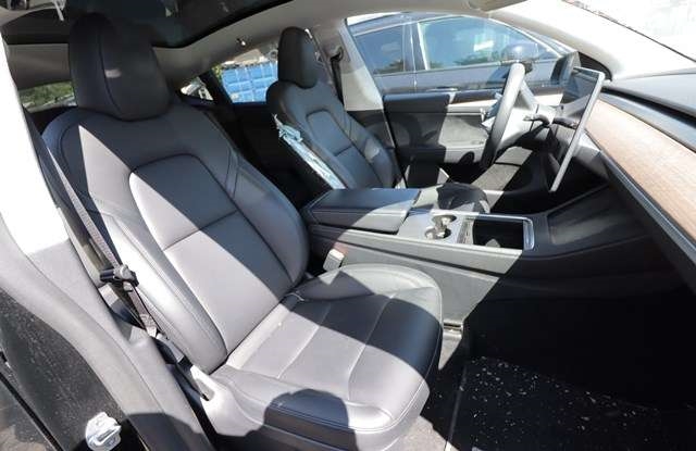Tesla Model Y 2021-2024 (Type I) , Motorkode: 3D3.3D6, Girkassekode: 