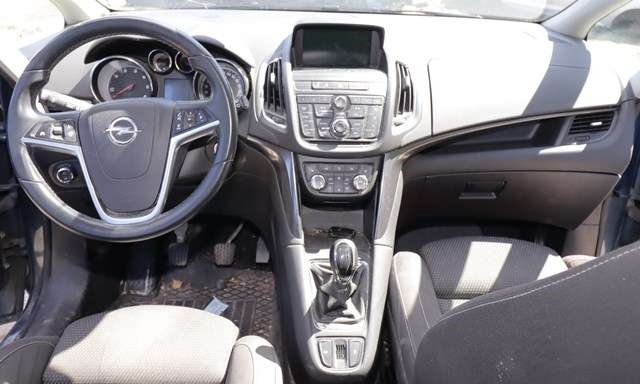 Opel Zafira Tourer 2012-2018 , Motorkode: A20DT, Girkassekode: 