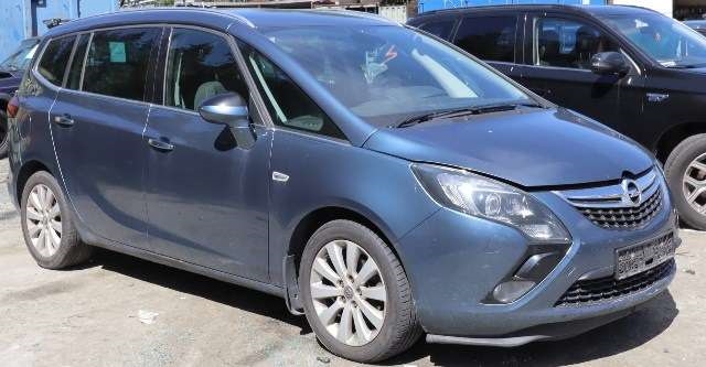 Opel Zafira Tourer 2012-2018 , Motorkode: A20DT, Girkassekode: 