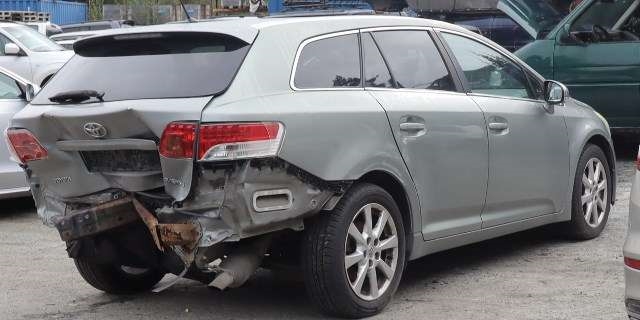 Toyota Avensis 2009-2015 (Type III, Fase 1) , Motorkode: 1AD-FTV, Girkassekode: 