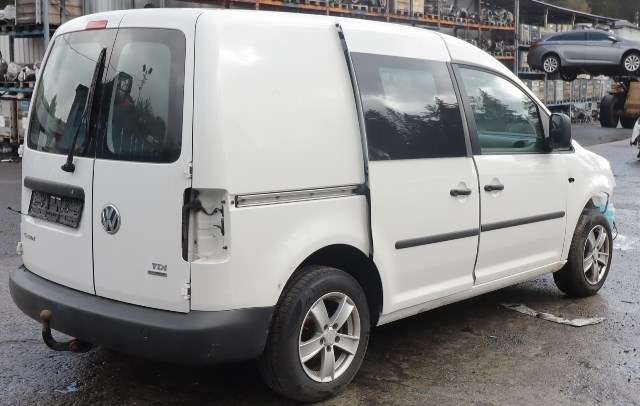 VW Caddy 2010-2015 (Type III, Fase 2) , Motorkode: CAYE, Girkassekode: MLT