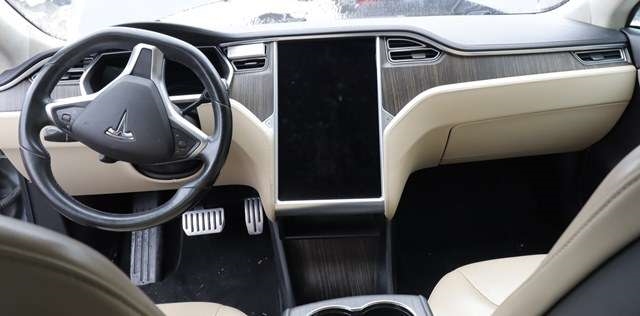 Tesla Model S 2013-2016 (Fase 1) , Motorkode: L1S, Girkassekode: 